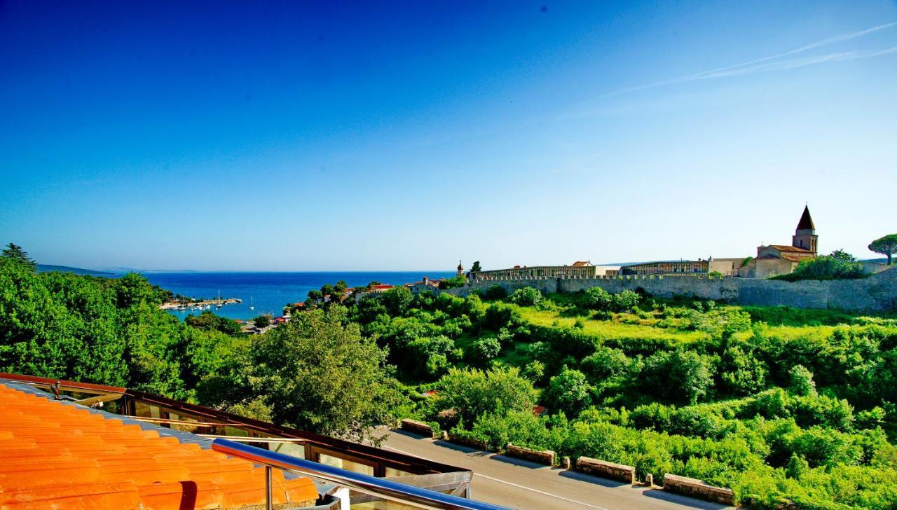 Appartamento Amazing sea views Veglia house Esterno foto