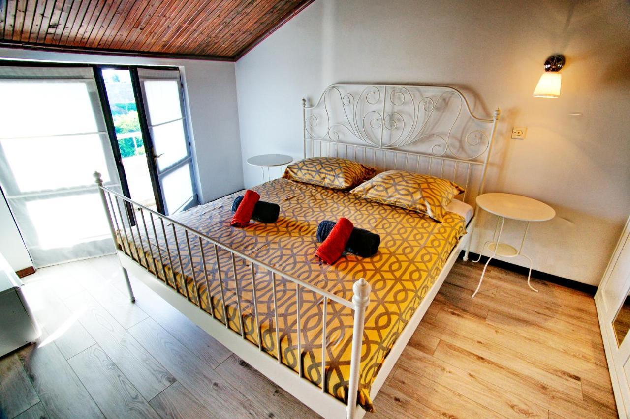 Appartamento Amazing sea views Veglia house Esterno foto